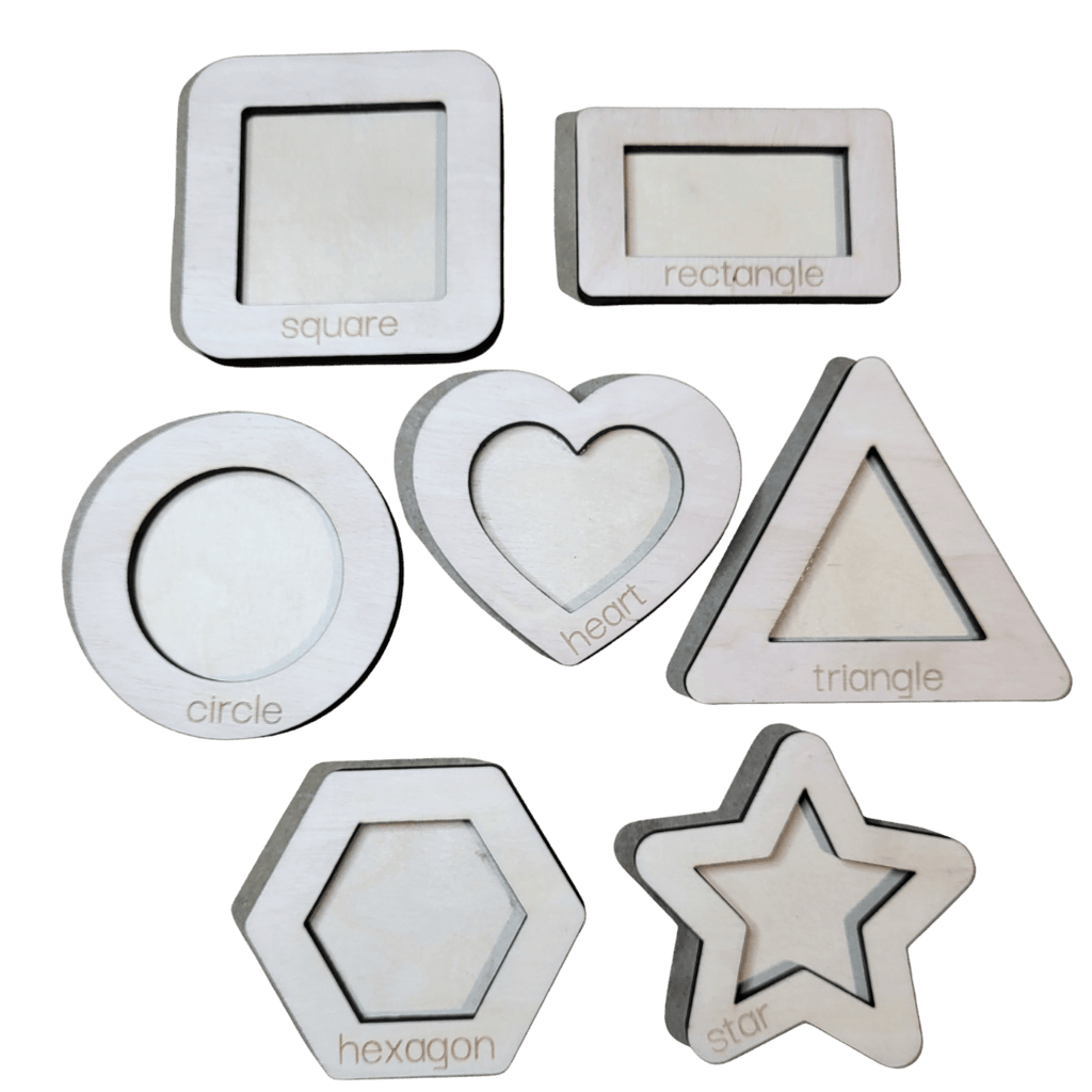 7 geometric shapes with name in Swedish or English- approximately 8cm