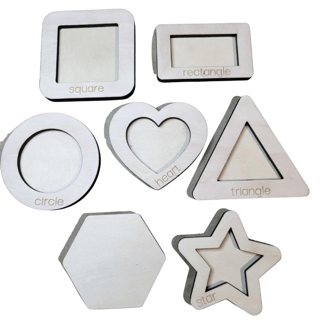 7 geometric shapes with name in Swedish or English- approximately 8cm