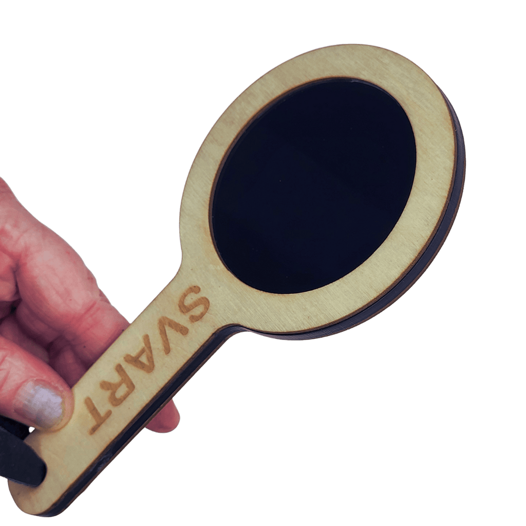 Set 2 paddles- solid white and black in Swedish or English