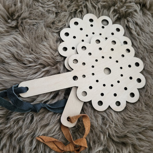 2 flower collecting paddles