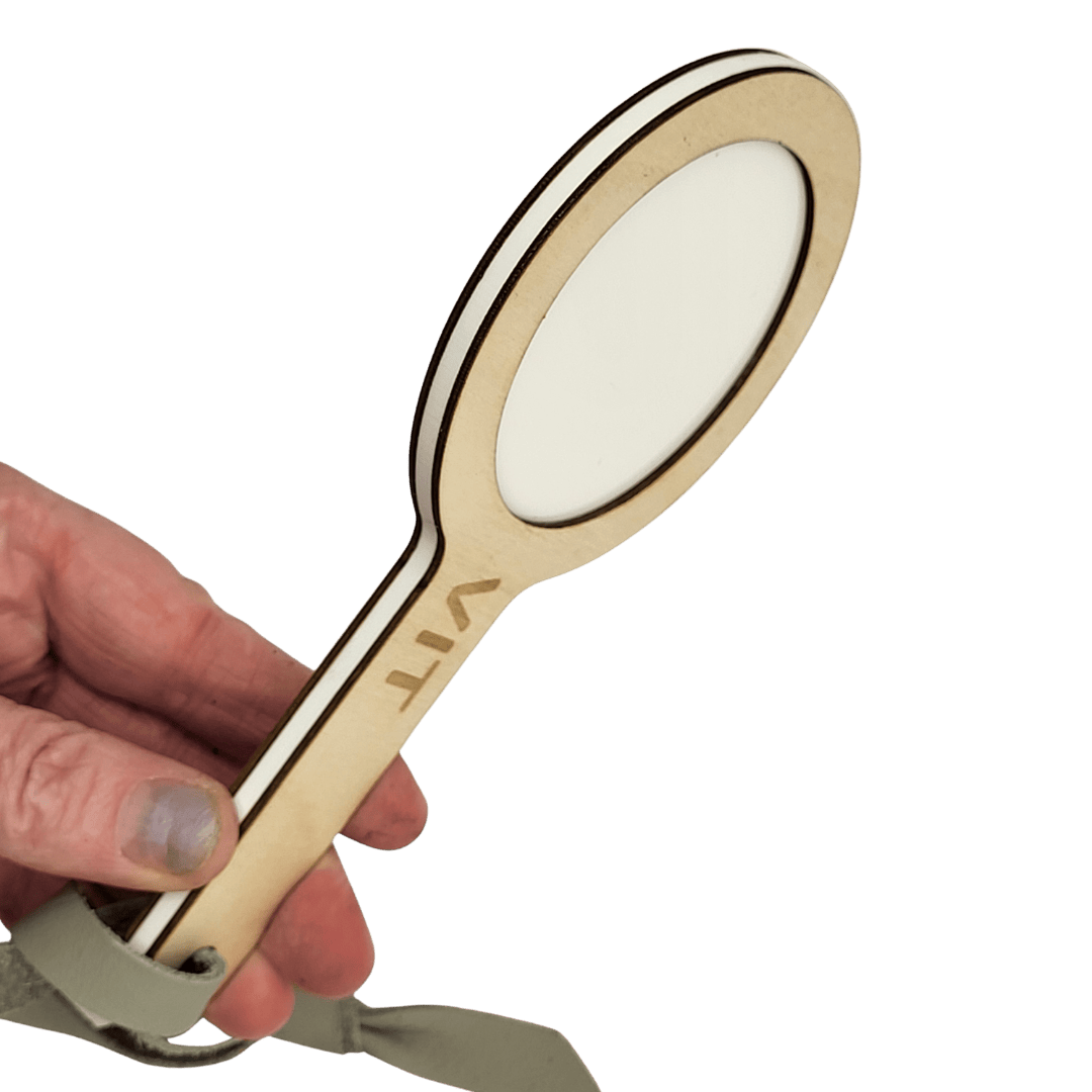 Set 2 paddles- solid white and black in Swedish or English